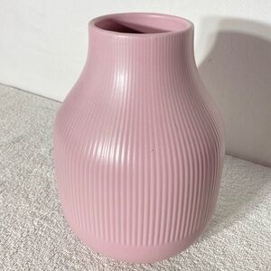 IKEA Gradvis Ribbed Pink Ceramic Vase